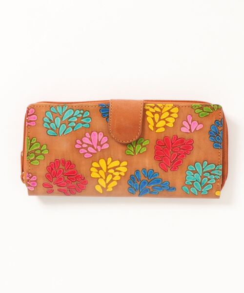 チャイハネ（チャイハネ）の「【チャイハネ】インド伝統山羊革細工 サンティニウォレット 長財布（財布・レディース・ブラック/ブルー/ブラウン/グリーン/ネイビー/オレンジ/レッド/イエロー/ブラウン系その他/イエロー系その他/パープル/ブラック系その他/グリーン系その他/ピンク・FREE）」の4枚目の写真