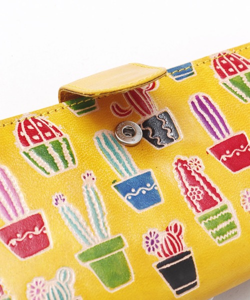 チャイハネ（チャイハネ）の「【チャイハネ】インド伝統山羊革細工 サンティニウォレット 長財布（財布・レディース・ブラック/ブルー/ブラウン/グリーン/ネイビー/オレンジ/レッド/イエロー/ブラウン系その他/イエロー系その他/パープル/ブラック系その他/グリーン系その他/ピンク・FREE）」の22枚目の写真