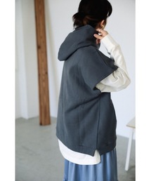 sleeve less parka（スリーブレスパーカー）