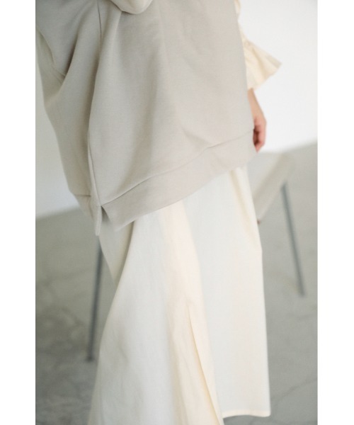 BLACK BY MOUSSY（ブラックバイマウジー）の「sleeve less parka（スリーブレスパーカー）（パーカー・レディース・チャコールグレー/ホワイト/ベージュ・FREE）」の21枚目の写真