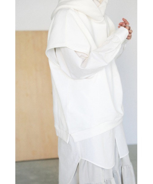 BLACK BY MOUSSY（ブラックバイマウジー）の「sleeve less parka（スリーブレスパーカー）（パーカー・レディース・チャコールグレー/ホワイト/ベージュ・FREE）」の15枚目の写真