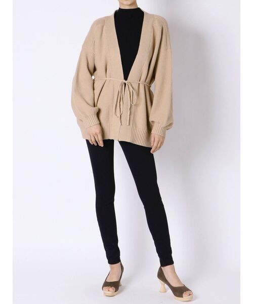 LAGUNAMOON(ラグナムーン)の「タック編みニットカーディガン(カーディガン/ボレロ・レディース・チャコールグレー/ベージュ/アイボリー・FREE)」の10枚目の写真