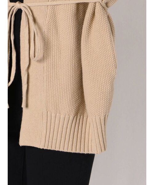 LAGUNAMOON(ラグナムーン)の「タック編みニットカーディガン(カーディガン/ボレロ・レディース・チャコールグレー/ベージュ/アイボリー・FREE)」の19枚目の写真