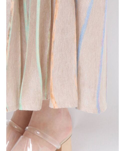 LAGUNAMOON(ラグナムーン)の「シアーレインボーニットワンピース(ワンピース・レディース・ブラウン/ベージュ/パープル・SMALL/MEDIUM)」の16枚目の写真