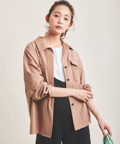 The Virgnia（ザ ヴァージニア）の「リネン混オーバーシャツ（シャツ/ブラウス・レディース・ベージュ/グリーン・FREE）」の2枚目の写真