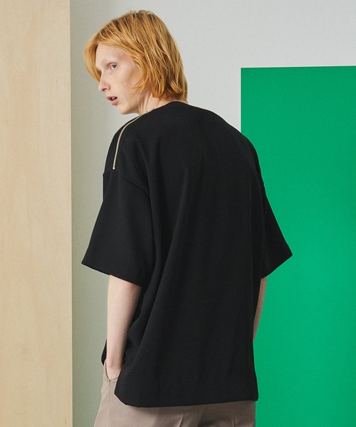 UNITED TOKYO(ユナイテッドトウキョウ)の「ショルダージッププルオーバー(Tシャツ/カットソー・メンズ・ブラック/サックスブルー/ベージュ/カーキ/アイボリー/ネイビー・1/2/3)」の9枚目の写真