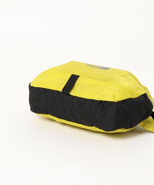 THE NORTH FACE（ザノースフェイス）の「【THE NORTH FACE】パッカブルポーチ（ボディバッグ/ウエストポーチ・レディース・イエロー/ブラック・FREE）」の5枚目の写真