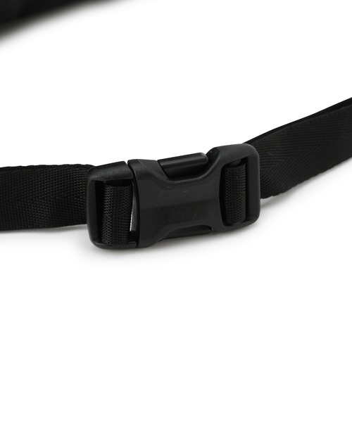 THE NORTH FACE（ザノースフェイス）の「【THE NORTH FACE】パッカブルポーチ（ボディバッグ/ウエストポーチ・レディース・イエロー/ブラック・FREE）」の14枚目の写真