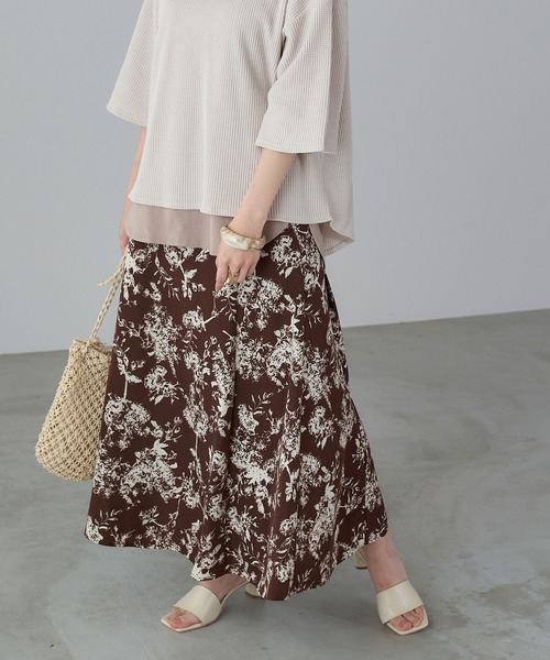 Chaco closet(チャコ クローゼット)の「フレア切り替えマーメイドシルエットプリントロングスカート(スカート・レディース・ブラック/ブラウン/アイボリー/ブラック系その他/ブラウン系その他/ブラック系その他2・FREE)」の5枚目の写真