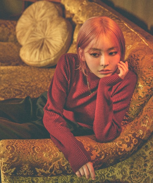 moment+(モーメントプラス)の「【累計販売枚数13万枚突破!】カットジョーゼットセンタープレスストレートスラックスパンツ(スラックス・レディース・グリーン/グレイッシュベージュ/イエロー/オレンジ/アイボリー/ブラック/ライトグリーン/ブラウン/ダークオレンジ/パープル/レッド/ダークグリーン/ピンク/ターコイズブルー/ブルー/イエロー×グリーン/スモークピンク/チャコールグレー/ラベンダー/ピンクベージュ・L/M/S)」の22枚目の写真