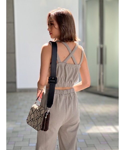 ENVYM（アンビー）の「ダブルストラップオールインワン（つなぎ/オールインワン・レディース・ブラック/ベージュ/ブラウン・FREE）」の8枚目の写真