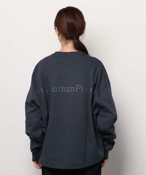 Manhattan Portage(マンハッタンポーテージ)の「【 Manhattan Portage / マンハッタンポーテージ 】 Sweat Crew Neck スウェット トレーナー スエット 21FWMPL068 NSB(スウェット・レディース・カーキ/ラベンダー/ネイビー・FREE)」の5枚目の写真