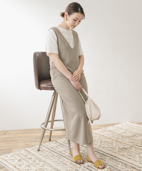 F by ROSSO（エフバイロッソ）の「F by ROSSO　ロングジャンパースカート（ジャンパースカート・レディース・ブラック/ベージュ・36/38）」の2枚目の写真