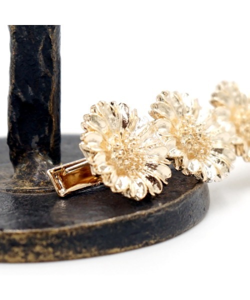 flower（フラワー）の「サニーマーガレットクリップ（ヘアピン・レディース・シルバー/ゴールド・FREE）」の9枚目の写真