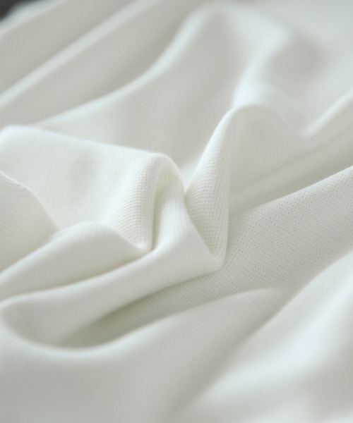 ABITOKYO（アビトーキョー）の「ボートネックドルマンニットプルオーバー（ニット/セーター・レディース・ホワイト/ブラック/ベージュ/ライトグリーン/モカ/グリーン/ラベンダー/パープル/ネイビー/オレンジ/イエロー/レッド・FREE）」の16枚目の写真