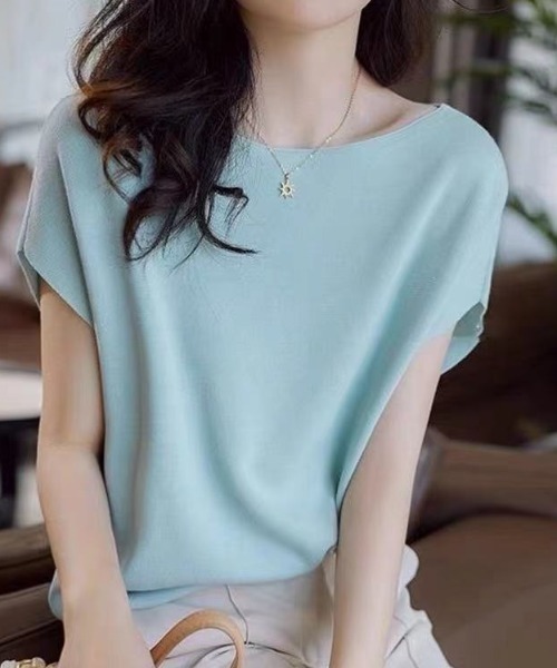 ABITOKYO（アビトーキョー）の「ボートネックドルマンニットプルオーバー（ニット/セーター・レディース・ホワイト/ブラック/ベージュ/ライトグリーン/モカ/グリーン/ラベンダー/パープル/ネイビー/オレンジ/イエロー/レッド・FREE）」の14枚目の写真