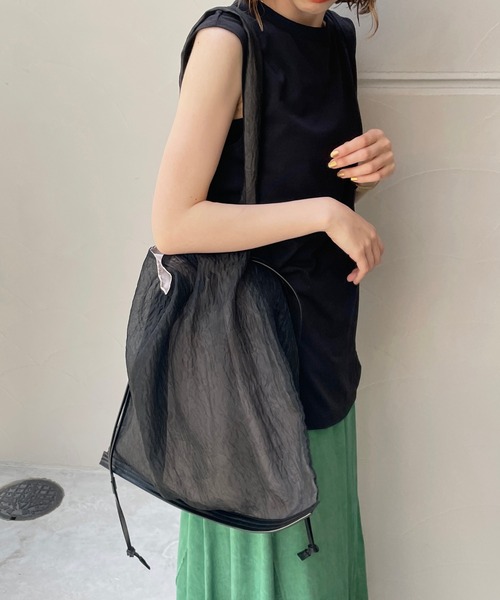 CAPRICIEUX LE'MAGE（カプリシューレマージュ）の「シアードロストバッグ（ショルダーバッグ・レディース・ブラック/ベージュ・FREE）」の16枚目の写真