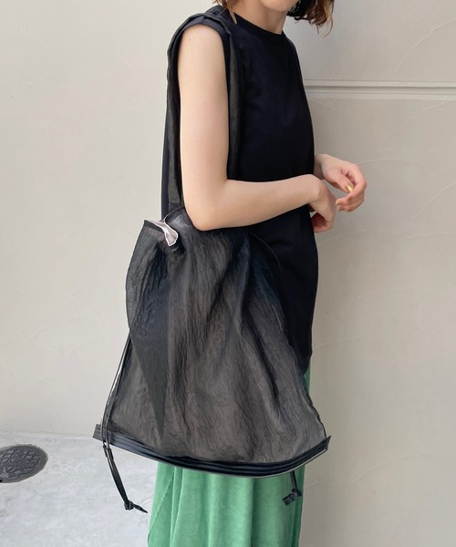 CAPRICIEUX LE'MAGE（カプリシューレマージュ）の「シアードロストバッグ（ショルダーバッグ・レディース・ブラック/ベージュ・FREE）」の17枚目の写真