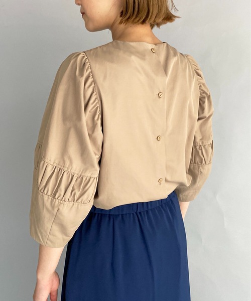 PICCIN（ピッチン）の「ボリュームスリーブブラウス（シャツ/ブラウス・レディース・ブラック/ベージュ/ピンク・M）」の3枚目の写真