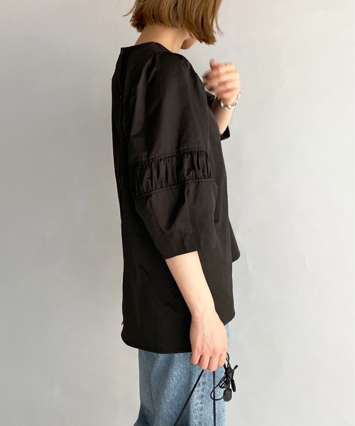 PICCIN（ピッチン）の「ボリュームスリーブブラウス（シャツ/ブラウス・レディース・ブラック/ベージュ/ピンク・M）」の8枚目の写真