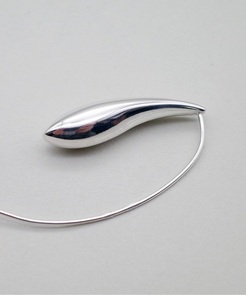 SIGNAL（シグナル）の「【SIGNAL/シグナル】silver925 変形ドロップピアス / シルバー925（ピアス（両耳用）・レディース・シルバー・FREE）」の10枚目の写真