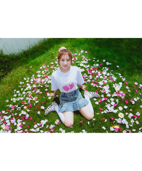 KIRSH（キルシー）の「『KIRSH X YABUKI NAKO』HEAT SENSING BIG CHERRY T-SHIRTS/ビッグ チェリー 半袖Tシャツ（Tシャツ/カットソー・レディース・ホワイト/ピンク・FREE）」の9枚目の写真