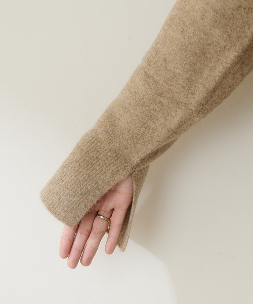 SHENERY（シーナリー）の「FOX in laundry オフタートルニット（ニット/セーター・レディース・オフホワイト/チャコールグレー/キャメル・FREE）」の14枚目の写真