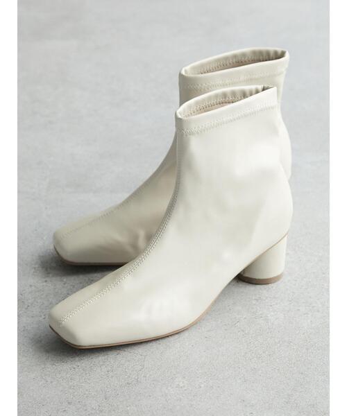 Green　Parks（グリーンパークス）の「・souvenirvelle ショートストレッチブーツ＊＊（ブーツ・レディース・アイボリー/ブラック・S/LL/M/L）」の20枚目の写真