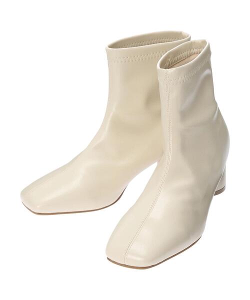 Green　Parks（グリーンパークス）の「・souvenirvelle ショートストレッチブーツ＊＊（ブーツ・レディース・アイボリー/ブラック・S/LL/M/L）」の18枚目の写真