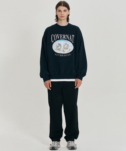 COVERNAT（カバーナット）の「【COVERNAT】VELVET TIGER OVERFIT SWEATSHIRTS / カバーナット ベルベット タイガー グラフィック スウェットシャツ（スウェット・メンズ・ネイビー/ライトグレー・LARGE/MEDIUM/SMALL）」の6枚目の写真