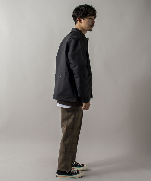 GLOSTER（グロスター）の「【GLOSTER/グロスター】《防風・撥水・透湿》ブリザテック コーチジャケット（ブルゾン・メンズ・チャコールグレー/ブラック/サックスブルー・MEDIUM/LARGE）」の17枚目の写真