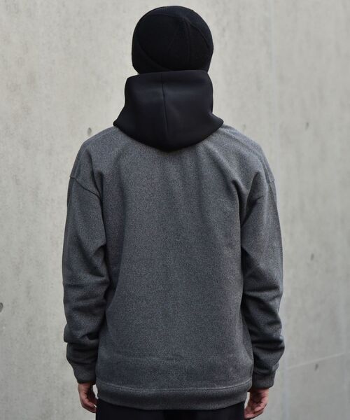 crepuscule(クレプスキュール)の「【SHIPS別注】crepuscule: LIGHT MOSS STITCH カーディガン(カーディガン/ボレロ・メンズ・グリーン/ライトブルー・1/2)」の3枚目の写真