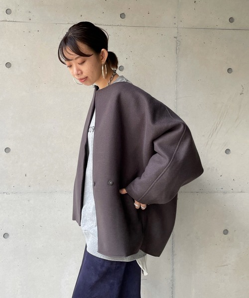 DouDou（ドゥドゥ）の「ダブルフェイスミドル丈コート（ノーカラーコート・レディース・チャコールグレー/グレイッシュベージュ・FREE）」の3枚目の写真