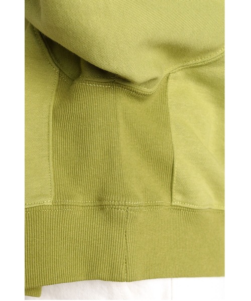 HER CLOSET(ハークローゼット)の「【shemoshelly】ショート丈裏毛ハイネック"CHARENTON"ロゴスウェット(スウェット・レディース・チャコールグレー/ブラック/グリーン/ヘザーグレー/ホワイト系その他・M)」の7枚目の写真