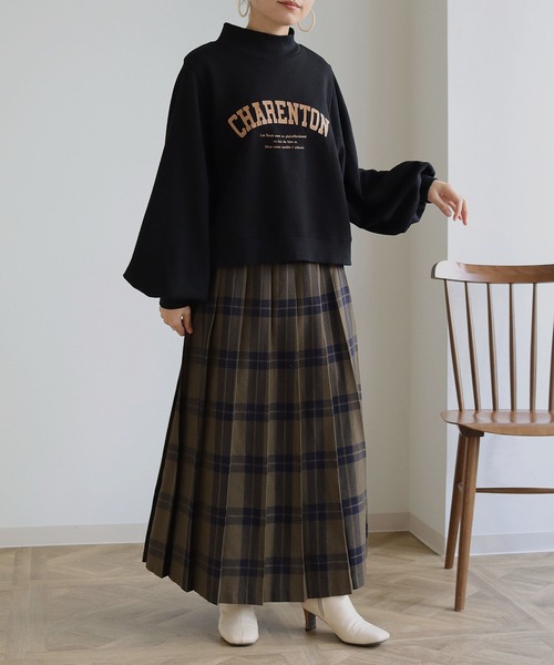 HER CLOSET(ハークローゼット)の「【shemoshelly】ショート丈裏毛ハイネック"CHARENTON"ロゴスウェット(スウェット・レディース・チャコールグレー/ブラック/グリーン/ヘザーグレー/ホワイト系その他・M)」の20枚目の写真