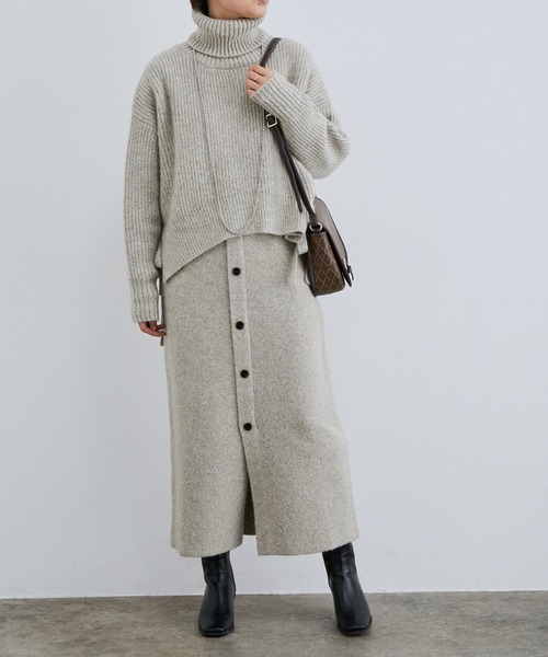 vis-`a-vis（ビサビ）の「【WEB限定】ウール混サイドリボンタートルネックニットプルオーバー（ニット/セーター・レディース・チャコールグレー/ライトグレー/イエロー・FREE）」の15枚目の写真