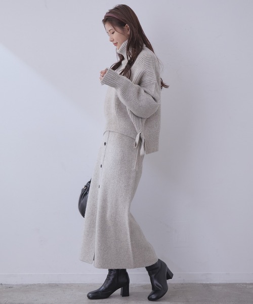 vis-`a-vis（ビサビ）の「【WEB限定】ウール混サイドリボンタートルネックニットプルオーバー（ニット/セーター・レディース・チャコールグレー/ライトグレー/イエロー・FREE）」の18枚目の写真