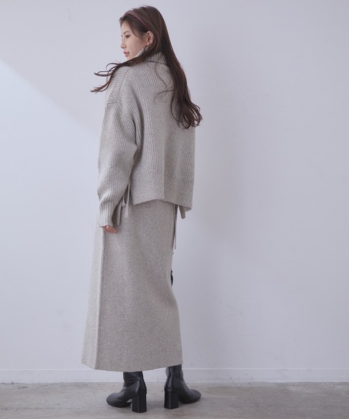 vis-`a-vis（ビサビ）の「【WEB限定】ウール混サイドリボンタートルネックニットプルオーバー（ニット/セーター・レディース・チャコールグレー/ライトグレー/イエロー・FREE）」の19枚目の写真