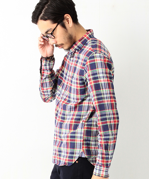 BEAMS PLUS（ビームスプラス）の「BEAMS PLUS / マドラスチェック BDシャツ（シャツ/ブラウス・メンズ・ピンク/ネイビー/レッド・X-SMALL/SMALL/XX-LARGE/MEDIUM/LARGE/X-LARGE）」の22枚目の写真