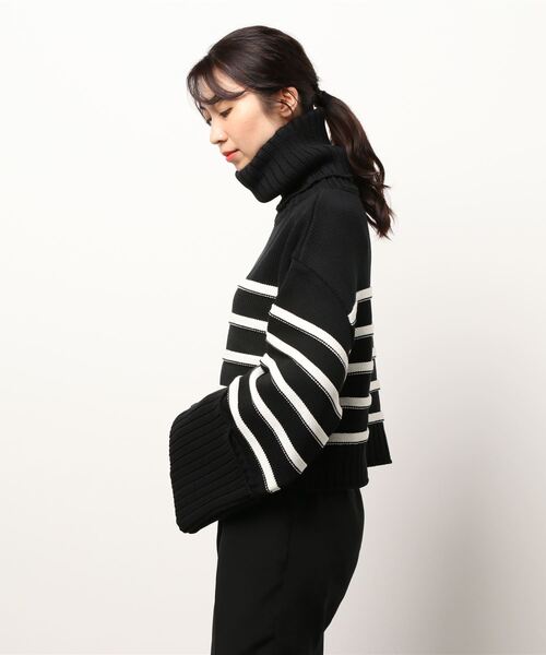 MATURED(マチュアード)の「【MATURED/マチュアード】ボーダータートルニット(ニット/セーター・レディース・ブラック/カーキ・FREE)」の3枚目の写真