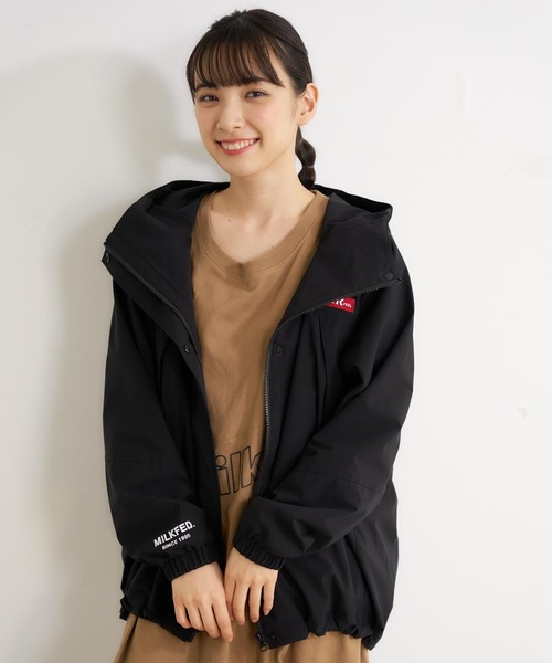MILKFED.（ミルクフェド）の「BACK LOGO MOUNTAIN PARKA（ブルゾン・レディース・ブラック/グレー/レッド/オフホワイト・S/M）」の14枚目の写真