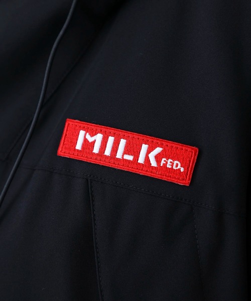 MILKFED.（ミルクフェド）の「BACK LOGO MOUNTAIN PARKA（ブルゾン・レディース・ブラック/グレー/レッド/オフホワイト・S/M）」の16枚目の写真