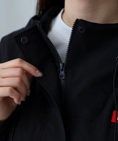 MILKFED.（ミルクフェド）の「BACK LOGO MOUNTAIN PARKA（ブルゾン・レディース・ブラック/グレー/レッド/オフホワイト・S/M）」の22枚目の写真
