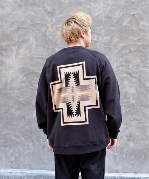 PENDLETON(ペンドルトン)の「PENDLETON/ペンドルトン Raglan Back Print Sweat Pullover ラグランバックプリントスウェットプルオーバー 2175-7008(スウェット・メンズ・ブラック/ブルー/アイボリー・MEDIUM/LARGE)」の4枚目の写真