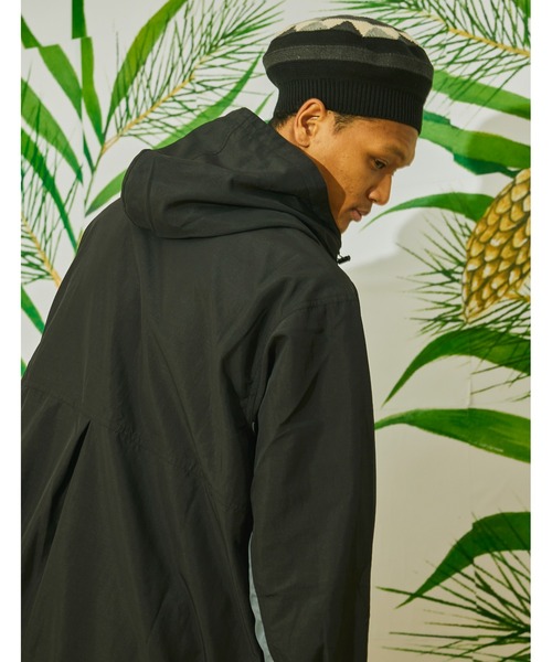 And A（アンドエー）の「AlexanderLeeChang アレキサンダーリーチャン / BIG ANORAK ハーフジップ 切り替えビッグアノラックパーカー オーバーサイズフーディー / AC032202（ナイロンジャケット・メンズ・パープル/ブラック/イエロー・2/3）」の20枚目の写真