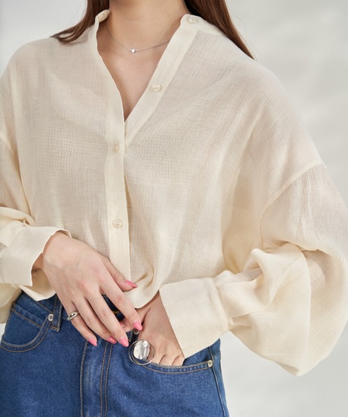 VANNIE U（ヴァニーユー）の「マルチバックシアーシャツ/バックボタンアレンジでマルチWAYに（シャツ/ブラウス・レディース・ピンク/アイボリー/ライトブルー・FREE）」の5枚目の写真