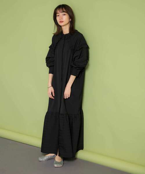 KBF（ケイビーエフ）の「『WEB/一部店舗限定』プチフリルストライプワンピース（ワンピース・レディース・ホワイト/ブルー系その他/ブラック・ONE）」の13枚目の写真