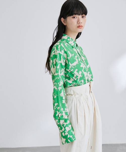 ADAM ET ROPE'（アダムエロペ）の「ブラッシュプリントシャツ（シャツ