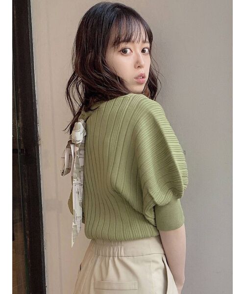 dazzlin(ダズリン)の「スカーフ付ランダムリブニット(ニット/セーター・レディース・アイボリー/ブラック/グリーン/ブルー・FREE)」の3枚目の写真