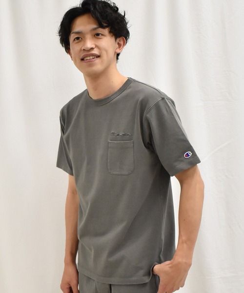 SPENDY'S Store（スペンディーズストア）の「<Champion/チャンピオン>胸ポケットTシャツ（Tシャツ/カットソー・メンズ・スミクロ/キャメル/カーキ・M/L/XL）」の3枚目の写真